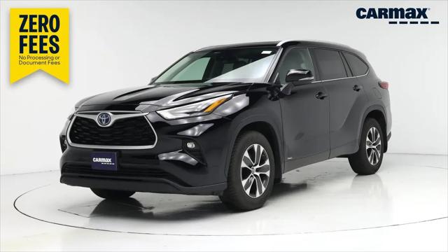 2022 Toyota Highlander Hybrid XLE for sale in Naperville, IL