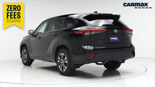 2022 Toyota Highlander Hybrid XLE for sale in Naperville, IL