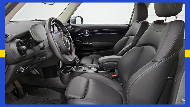 2023 MINI SE Hardtop Cooper Signature