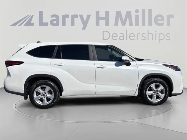 2023 Toyota Highlander Hybrid LE
