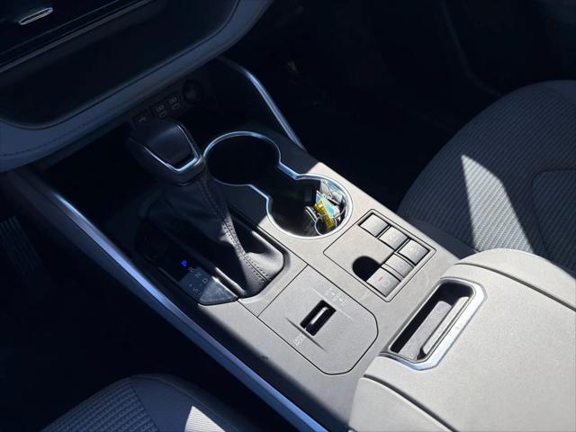 2023 Toyota Highlander Hybrid LE