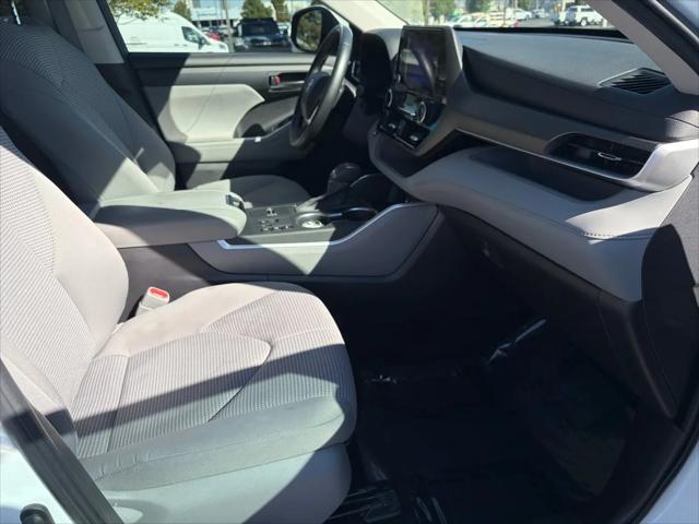 2023 Toyota Highlander Hybrid LE