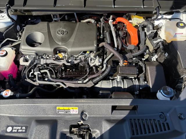 2023 Toyota Highlander Hybrid LE