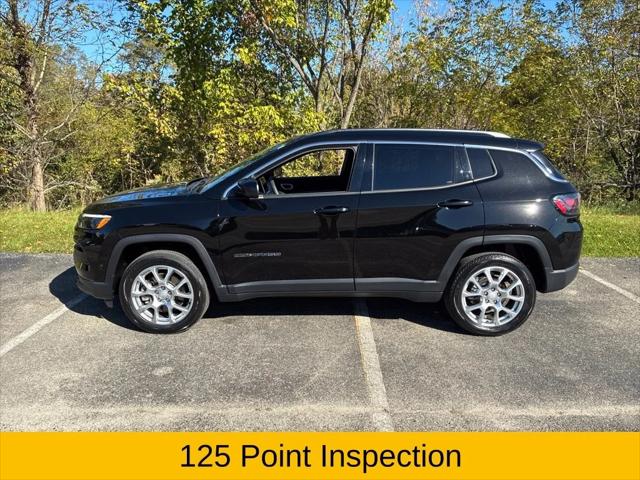 2023 Jeep Compass Latitude Lux FWD 2023 Jeep Compass Latitude Lux FWD