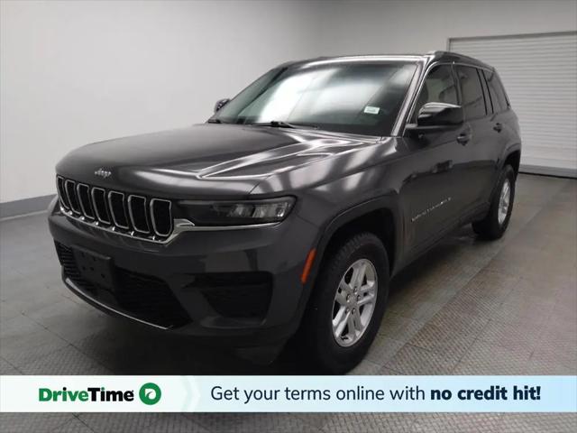 2023 Jeep Grand Cherokee Laredo 4x4 for sale in Highland, IN