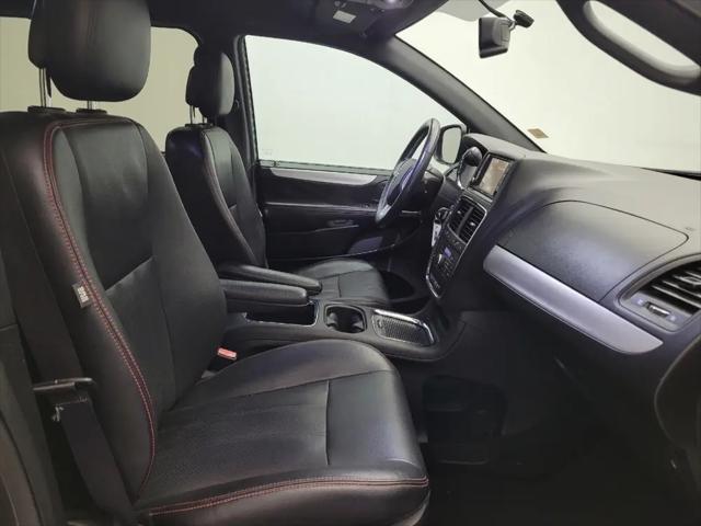 2016 Dodge Grand Caravan R/T