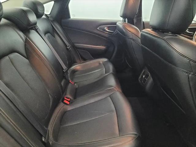 2015 Chrysler 200 C