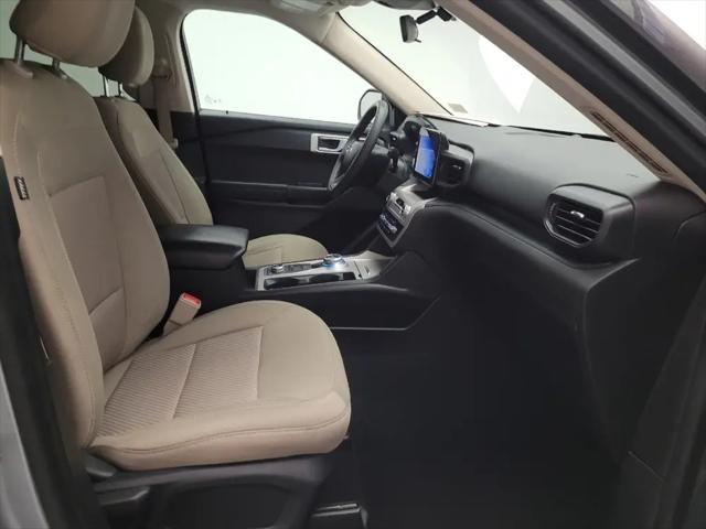 2022 Ford Explorer Base