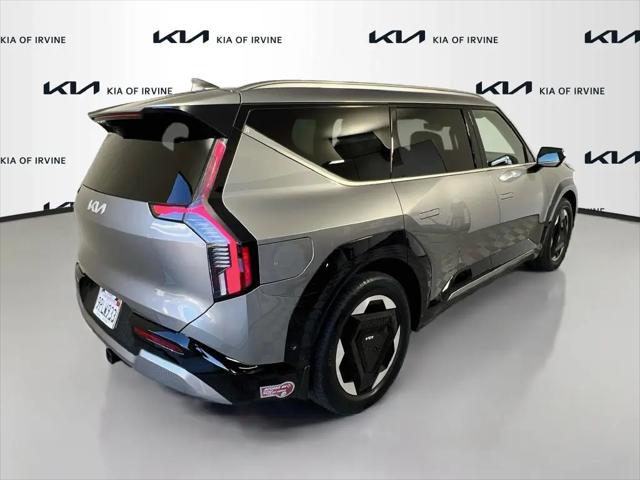 2024 Kia EV9 Land