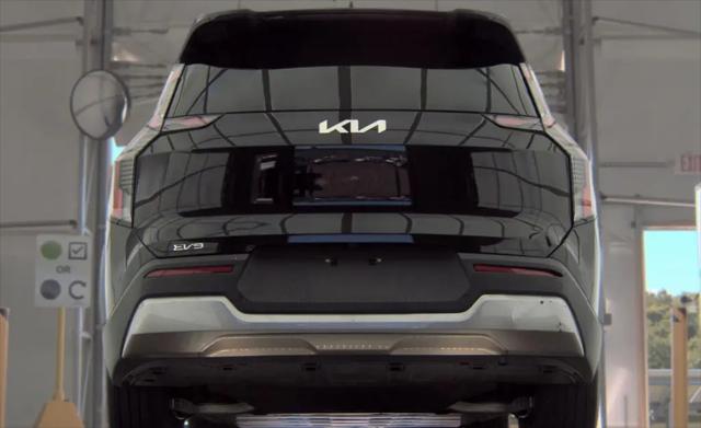 2024 Kia EV9 Wind