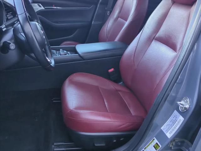 2023 Mazda Mazda3 2.5 S Carbon Edition