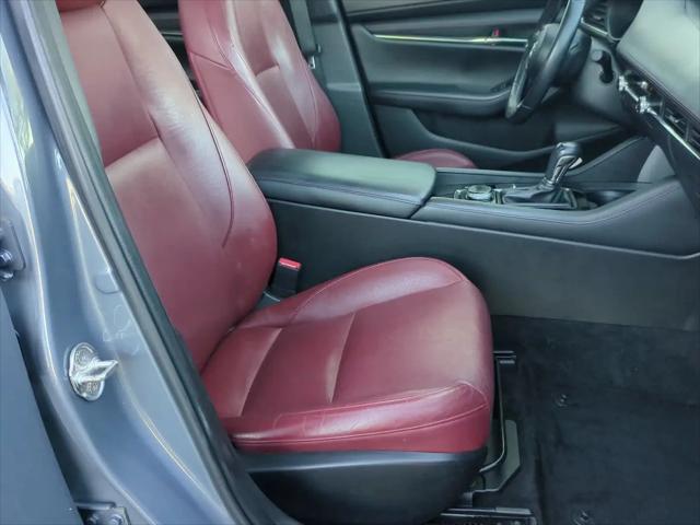 2023 Mazda Mazda3 2.5 S Carbon Edition