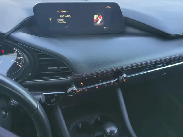 2023 Mazda Mazda3 2.5 S Carbon Edition