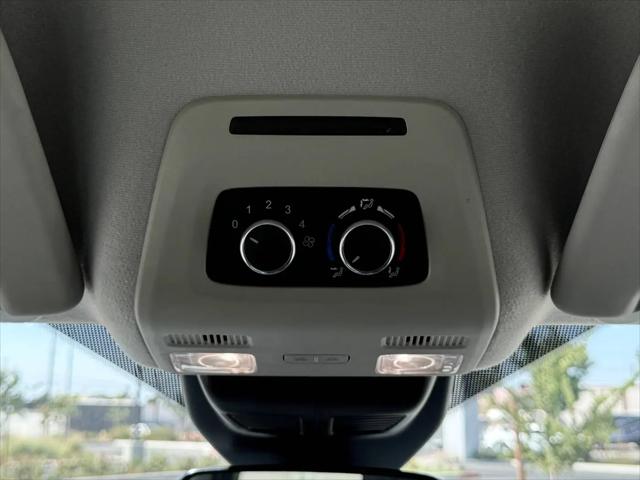 2021 Ford Transit-350 Passenger Van XLT