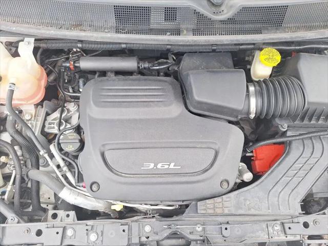 2017 Chrysler Pacifica Touring-L
