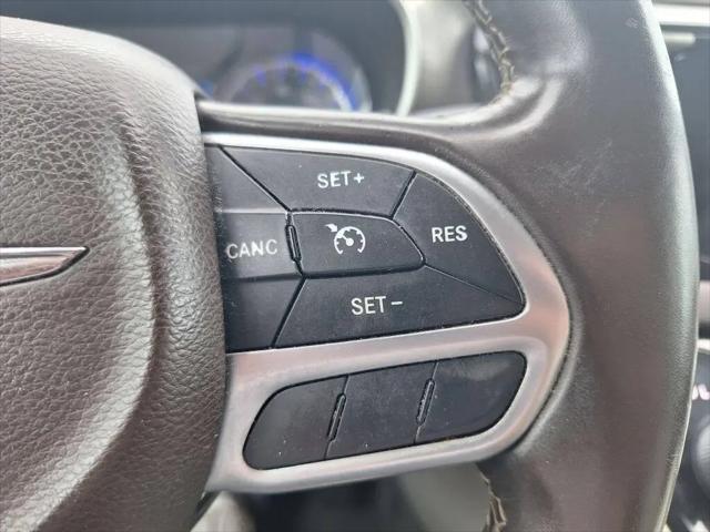 2017 Chrysler Pacifica Touring-L