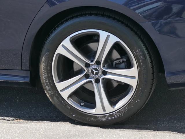 2019 Mercedes-Benz E-CLASS E 300 E 300