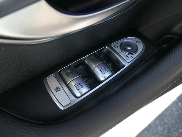2019 Mercedes-Benz E-CLASS E 300 E 300