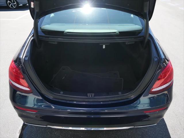 2019 Mercedes-Benz E-CLASS E 300 E 300