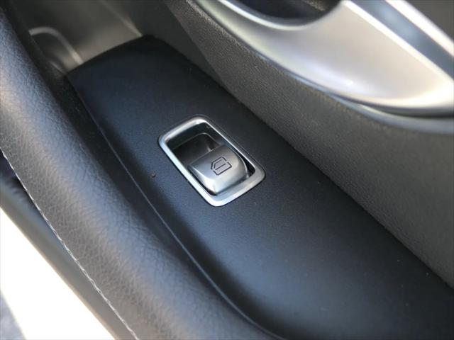 2019 Mercedes-Benz E-CLASS E 300 E 300