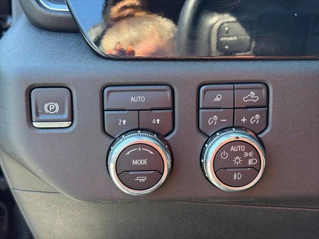 2025 GMC Sierra 1500 4WD Crew Cab Short Box SLT