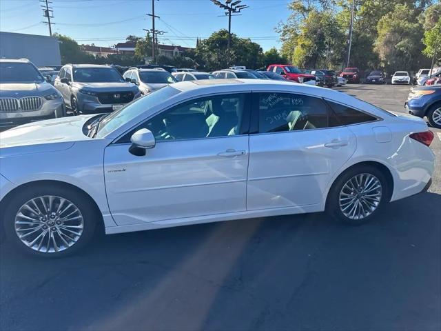 2021 Toyota Avalon Limited Hybrid