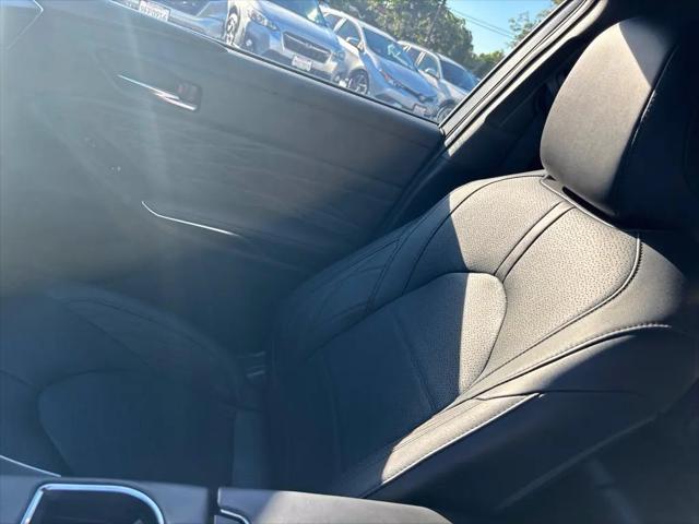 2021 Toyota Avalon Limited Hybrid
