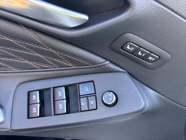 2021 Toyota Avalon Limited Hybrid