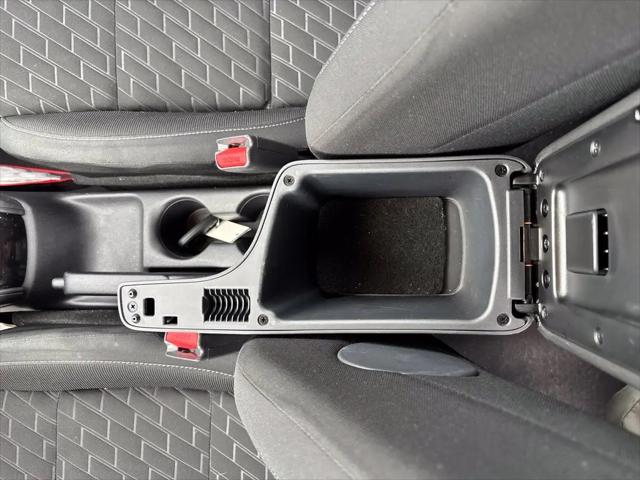 2021 Nissan Kicks S Xtronic CVT