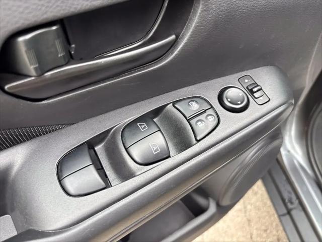 2021 Nissan Kicks S Xtronic CVT