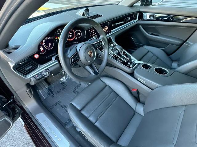 2023 Porsche Panamera E-Hybrid 4