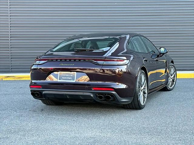 2023 Porsche Panamera E-Hybrid 4