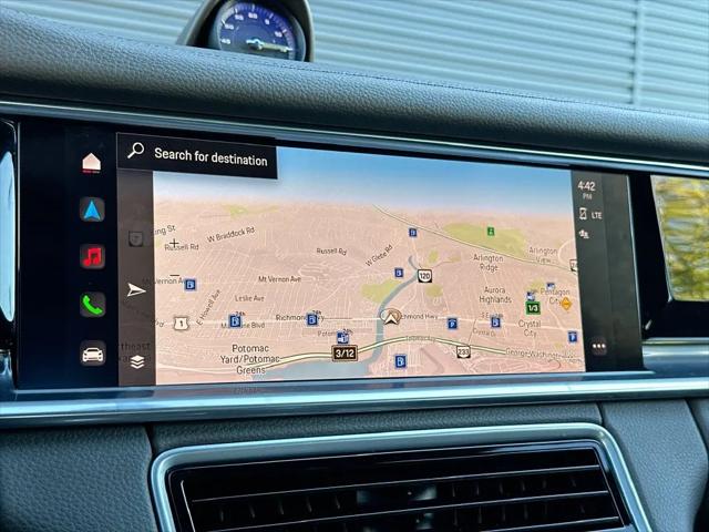2023 Porsche Panamera E-Hybrid 4