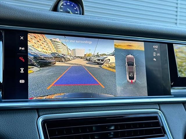 2023 Porsche Panamera E-Hybrid 4