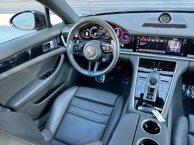 2023 Porsche Panamera E-Hybrid 4