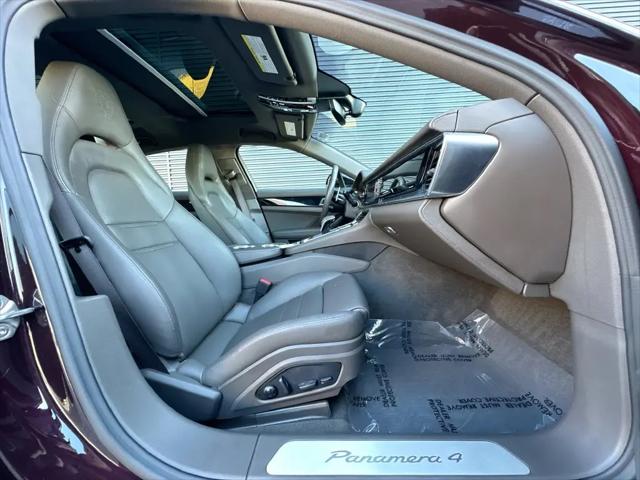 2023 Porsche Panamera E-Hybrid 4