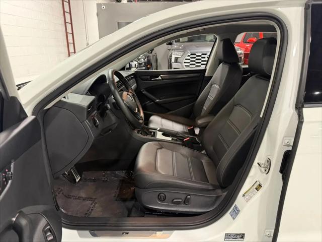 2020 Volkswagen Passat 2.0T R-Line