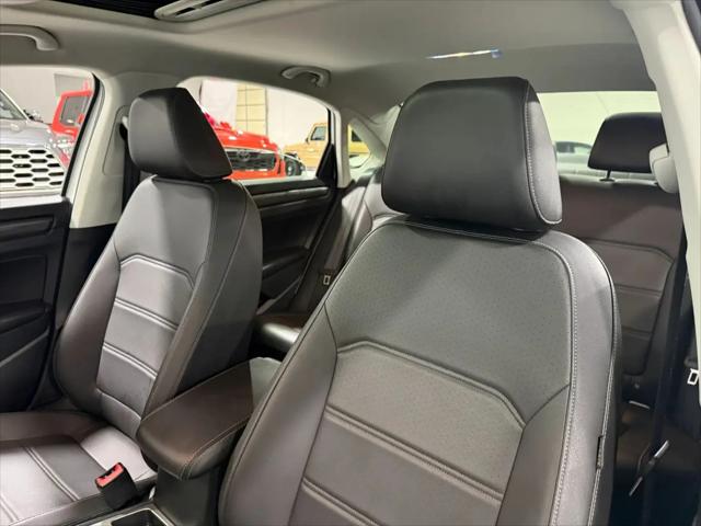 2020 Volkswagen Passat 2.0T R-Line