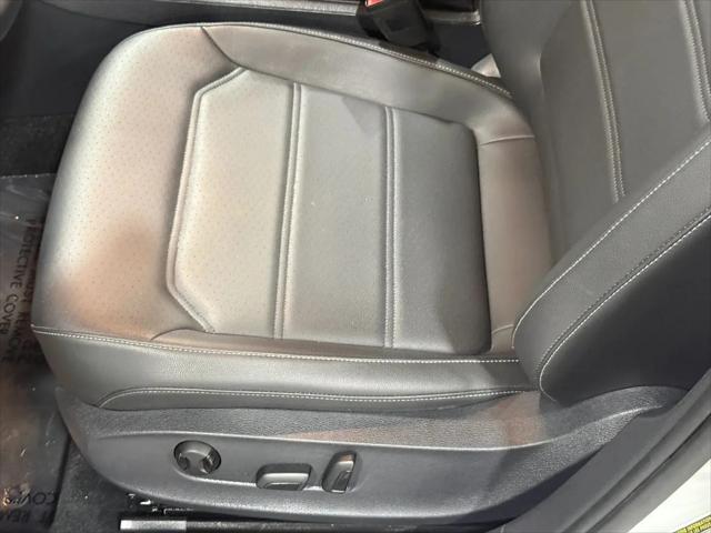 2020 Volkswagen Passat 2.0T R-Line