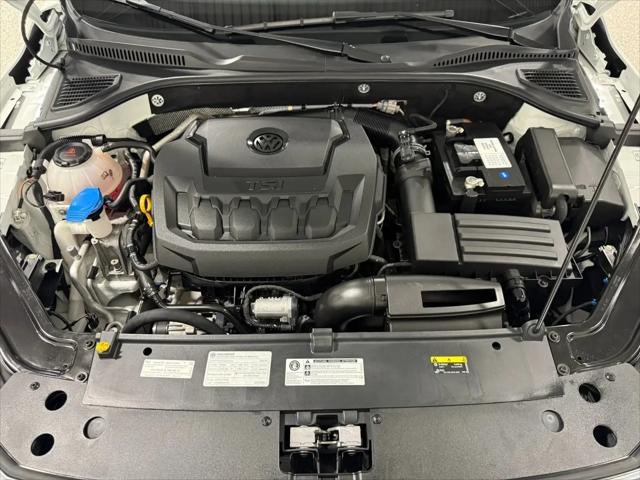 2020 Volkswagen Passat 2.0T R-Line