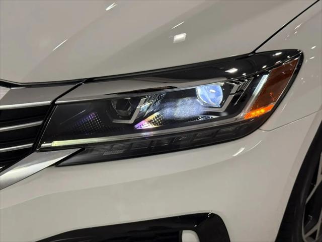 2020 Volkswagen Passat 2.0T R-Line