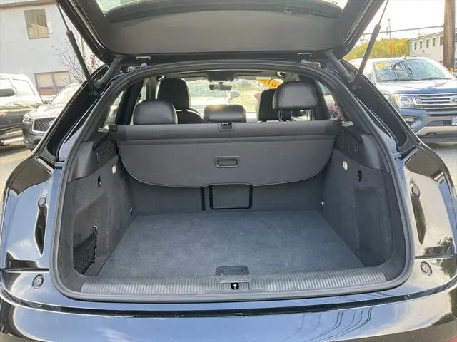 2018 Audi Q3 2.0T Premium