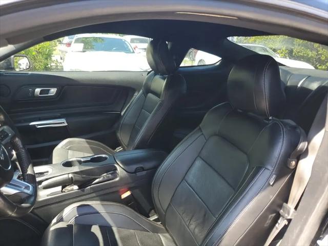 2022 Ford Mustang EcoBoost Premium Fastback