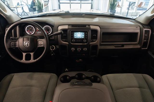 2017 Ram 3500 Tradesman Crew Cab 4x4 8 Box