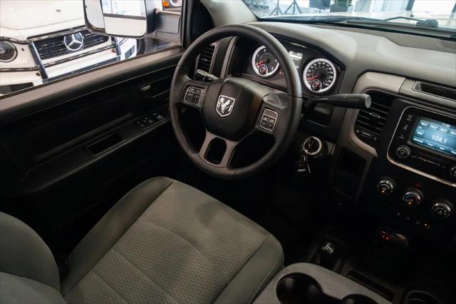 2017 Ram 3500 Tradesman Crew Cab 4x4 8 Box