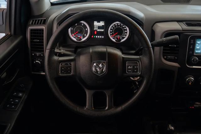 2017 Ram 3500 Tradesman Crew Cab 4x4 8 Box