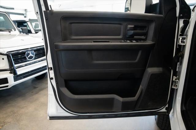 2017 Ram 3500 Tradesman Crew Cab 4x4 8 Box