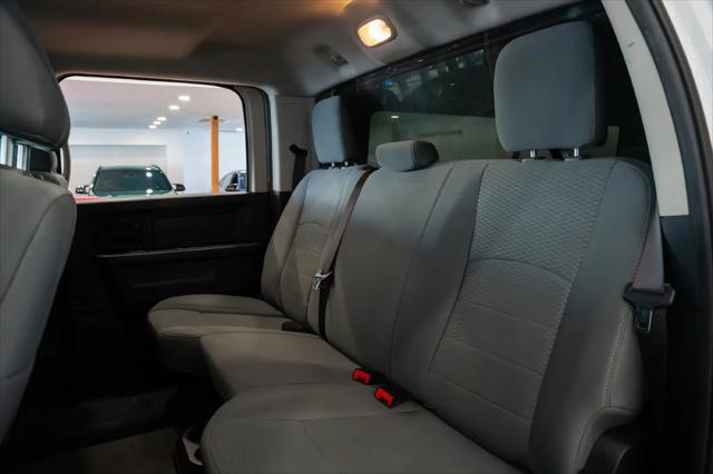 2017 Ram 3500 Tradesman Crew Cab 4x4 8 Box