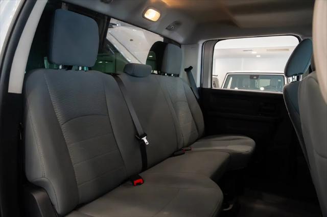 2017 Ram 3500 Tradesman Crew Cab 4x4 8 Box
