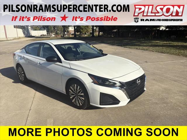 2025 Nissan Altima SV FWD for sale in Charleston, IL